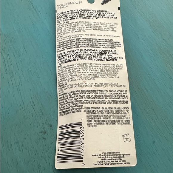 NWT L’Oréal Voluminous Mascara 900 Cobalt Blue - Picture 3 of 5